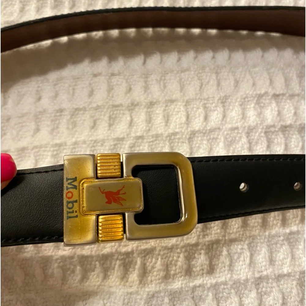 Vintage & Rare : “Mobile” logo belt with Pegasus on a buckle. - Picture 8 of 12